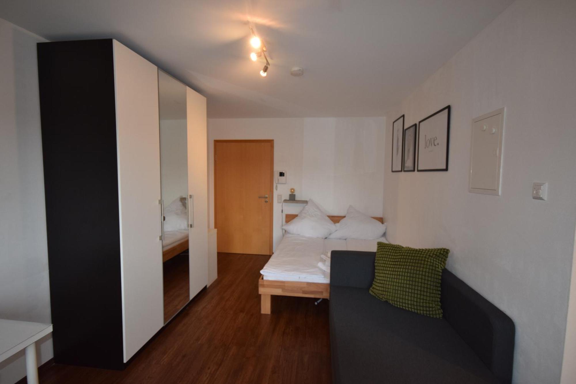 Nestwerk Komfort R23-12 - Balkon, Arbeitsplatz & Zentrumsnah Biberach an der Riß エクステリア 写真