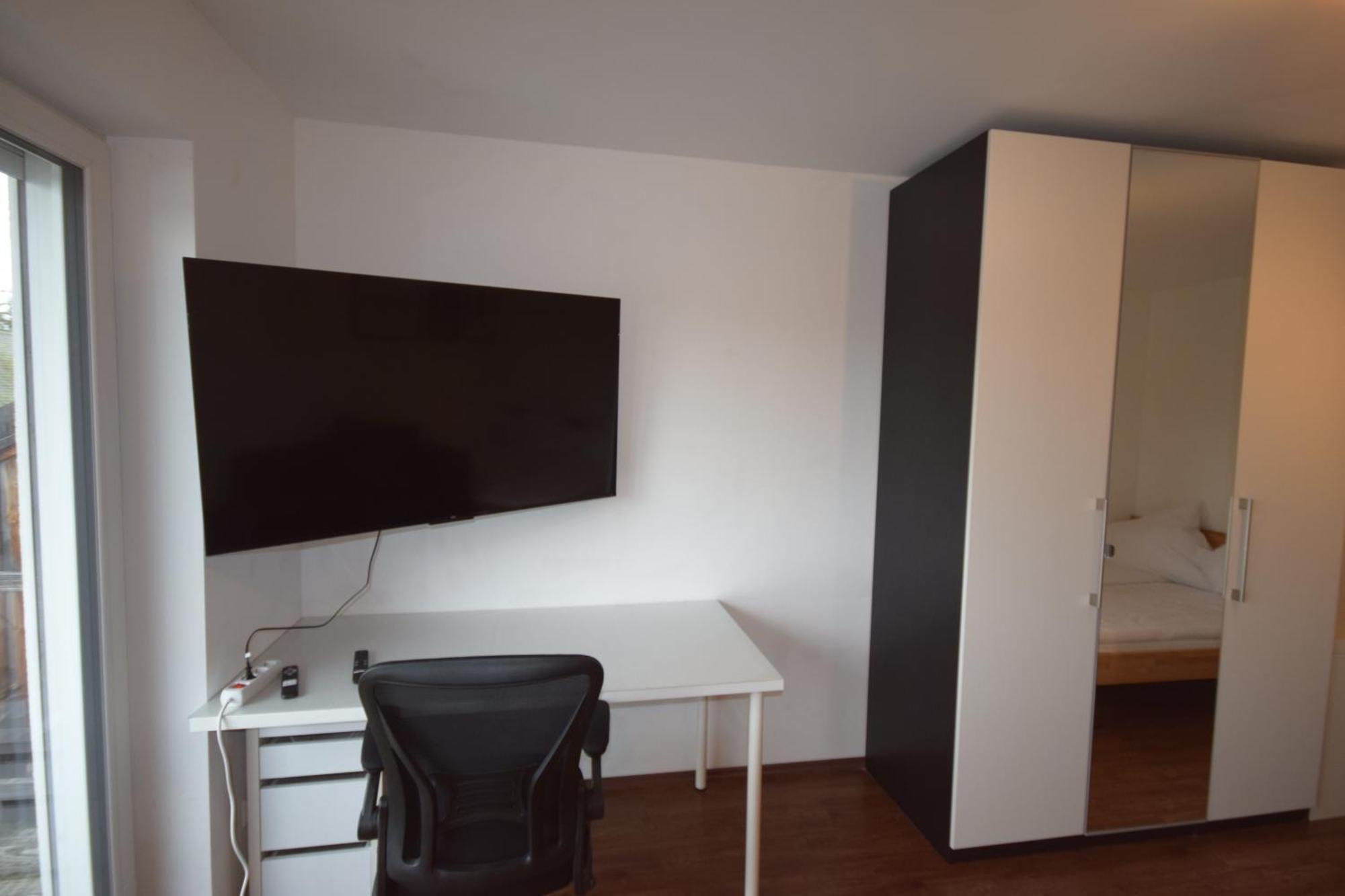 Nestwerk Komfort R23-12 - Balkon, Arbeitsplatz & Zentrumsnah Biberach an der Riß エクステリア 写真